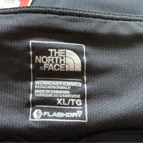 The North Face, Women’s FlashDry Running Shorts, Size XL, Black 🏃♀️➡️ - Picture 6 of 12